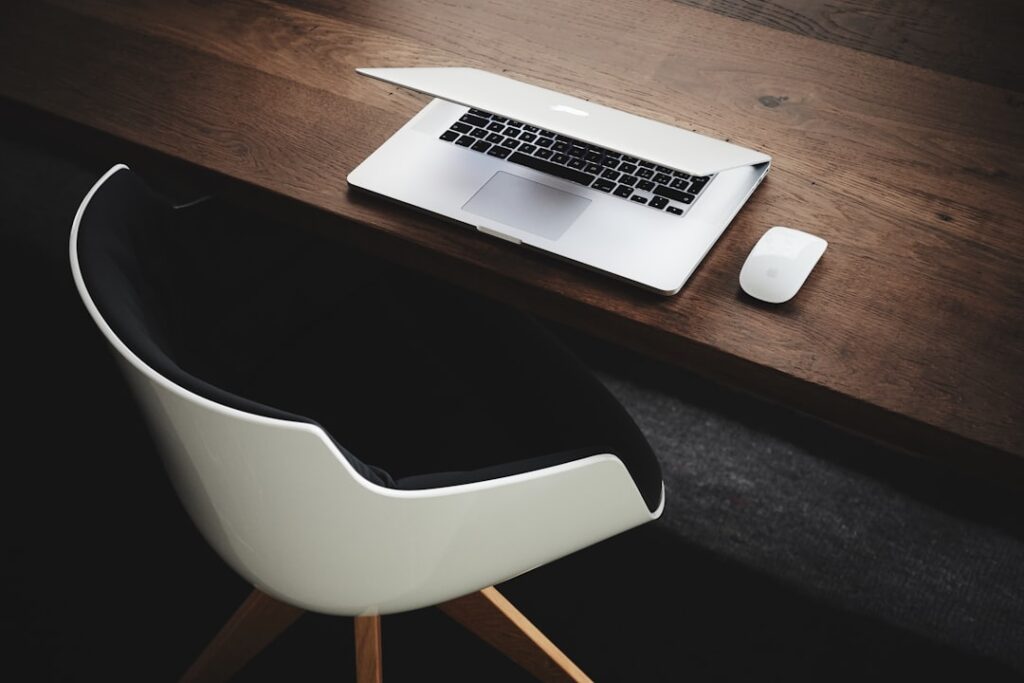 12 Best Browser Games to Play at Work When You’re Bored