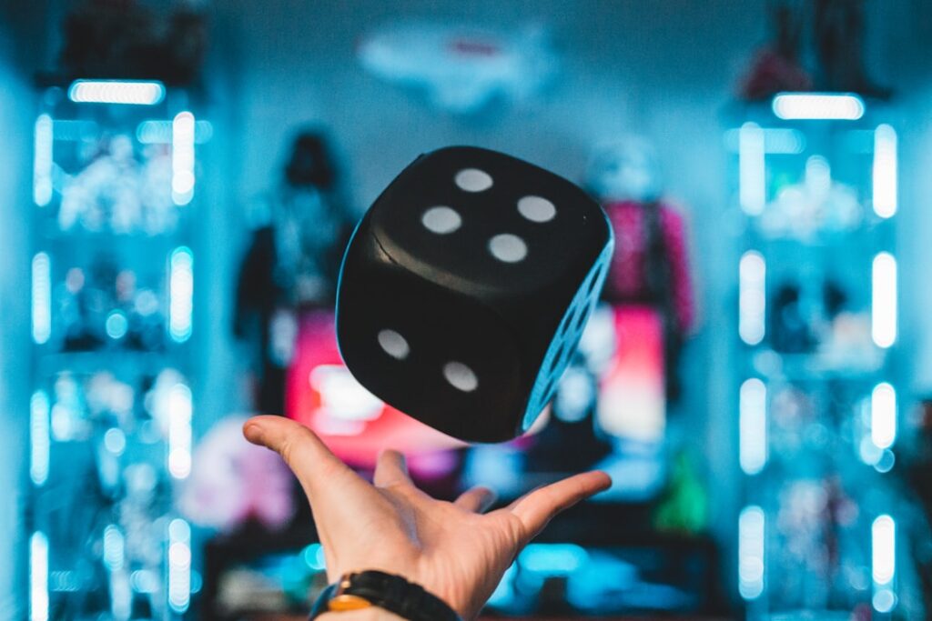 How to Play Yahtzee Strategically — Score 230+ Per Game